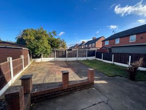 Photo 8- click for photo gallery